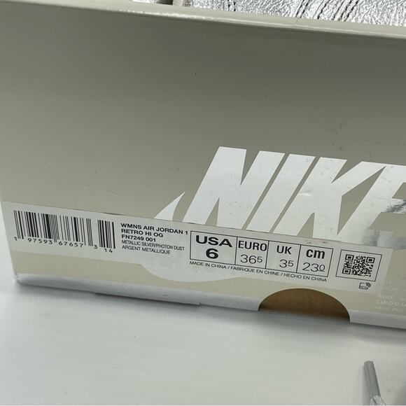 Nike Air Jordan 1 Retro High OG Chrome Silver FN7249 001 Sneakers Shoes WOMENS 6 - Picture 9 of 9